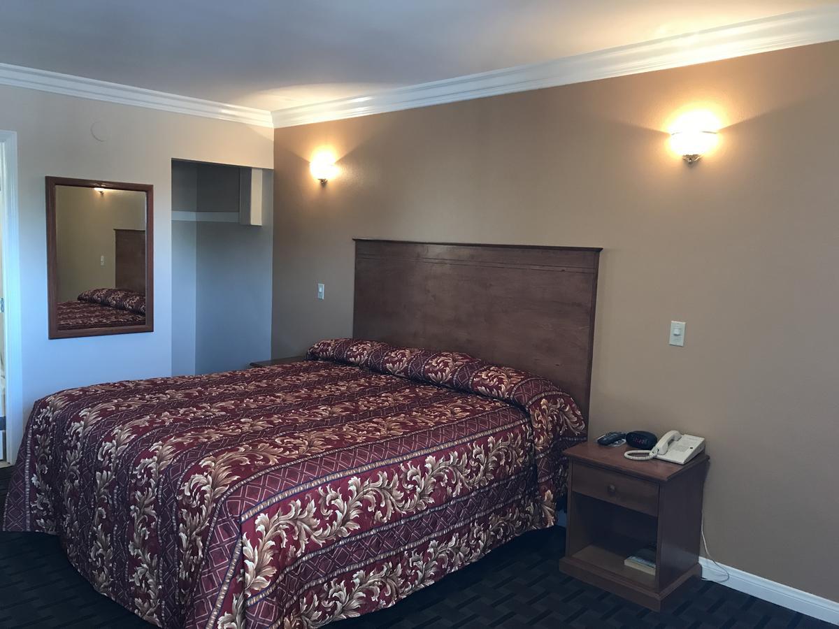 Fullerton Lodge Екстер'єр фото